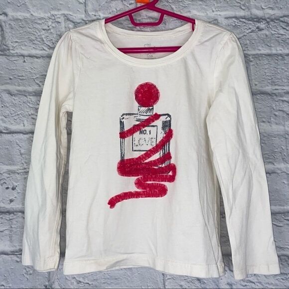 Children’s place perfume graphic print longsleeve t-shirt w/ 3D pink ruffles 5/6 - Picture 1 of 5